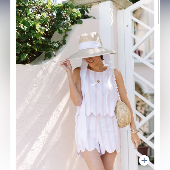 Sail to Sable Pants - NWT SAIL TO SABLE Blush Stripe Scalloped Short Set